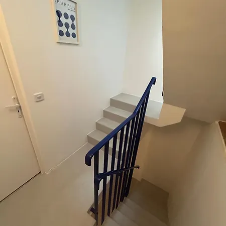 House 3 Bedrooms Center Appartement