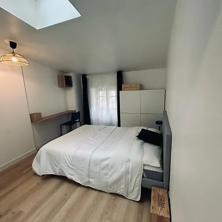 Апартаменты House 3 Bedrooms Center